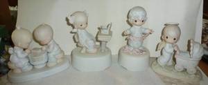 lot 252 image: 4 large Precious Moments - 2 are musical