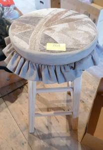 lot 264 image: New wood stool with seat cover