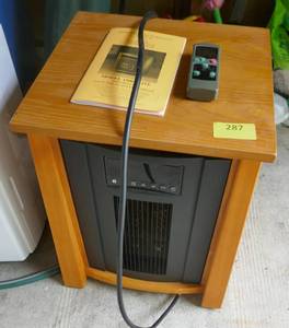 lot 287 image: Nice room heater, works good