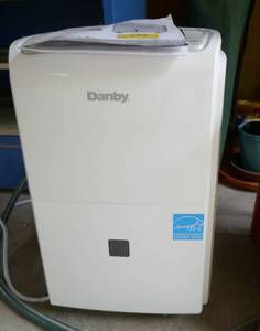 lot 288 image: Nice dehumidifier