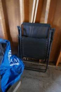 lot 312 image: 2 lawn chairs