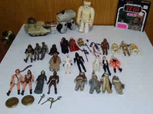 lot 593 image: Jedi Star Wars Figurines.
