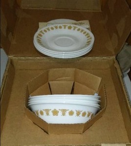 lot 607 image: Vintage Corelle By Corning, Butterfly Gold, NEW In Box, Place Setting For 4.