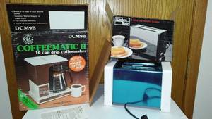 lot 612 image: New 2-Slice Toaster And Drip Coffee Maker