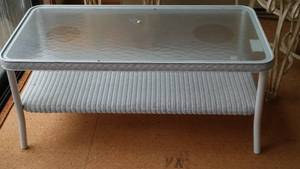 lot 750 image: Cabin Teardown  Wicker And Metal Glass Accent Table.