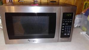 lot 766 image: Cabin Teardown  Magic Chef Microwave.