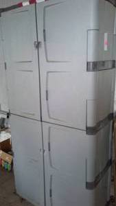 lot 782 image: Cabin Teardown   Rubbermaid 7081 Storage.