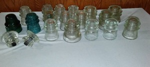 lot 712 image: Vintage Glass Insulators (19).