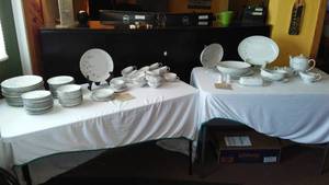 lot 719 image: Creative Fine China 1014 Platinum Starburst Dinnerware.