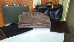 lot 720 image: Vintage Travel Bags, Brief Cases And More.