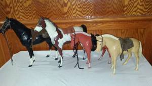 lot 730 image: Marx Johnny West Horses (4)