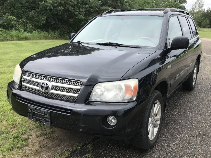 lot 4 image: 2006 Toyota Highlander Hybrid 4X4