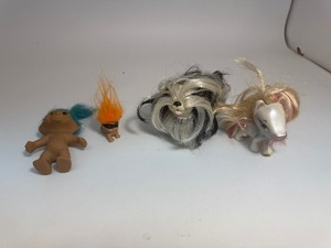 lot 31 image: Trolls & More
