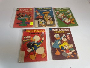 lot 35 image: Vintage Disney Comic Books
