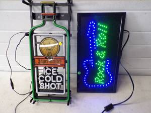 lot 14 image: Lighted Bar Signs Tested and Works see pics