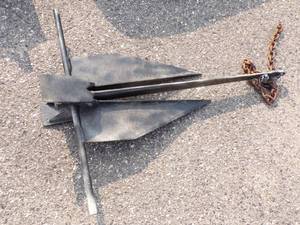 lot 17 image: Large River Anchor