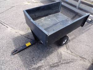 lot 31 image: Garden Cart