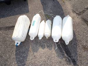 lot 70 image: 6 Boat Bumpers