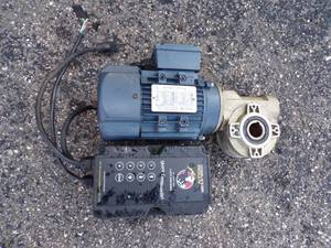lot 75 image: Shore Commander 110v Electric Boat Winch