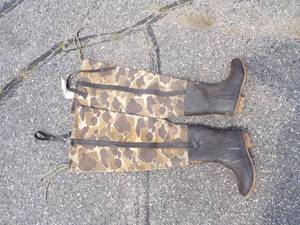 lot 84 image: Hodgman Size 8 Hip Boots