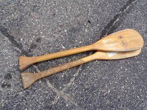 lot 86 image: Pair of 28 Paddles