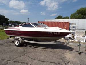 1998 Maxum with 120 Force outboard motor and Trailer
