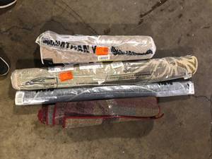 lot 31 image: Lot of Assorted Rugs Various Models and Conditions   Customer Returns See Pictures