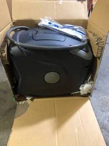 lot 55 image: Retractable Hose Reel   Customer Returns See Pictures