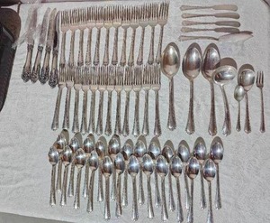 1944 Easterling Rosemary Pattern Sterling Silver Flatware Set (2062 Grams/72.43 oz.) 16 Weight Handle Knifes