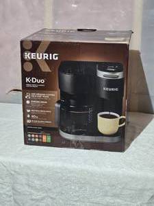 lot 75 image: Keurig K-Duo Single Serve & Carafe Coffee Maker - A