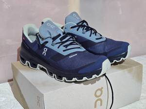 lot 74 image: On Cloudventure Waterproof Womens Training Shoes - 8 12