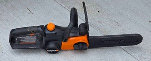 lot 96 image: Worx 10 Electric Powered Chain Saw - WG323