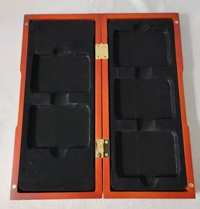 lot 30 image: 1 or 2 Oz Slab Maple Coin Box-holds 5- 10  12 L x 4  12 W x 1  12 D  Still in Box
