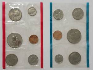 lot 35 image: 1979 Proof Mint Set - P and D