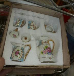 lot 112 image: new mini tea set, 3 new photo frames, toothpick holders, seaman
