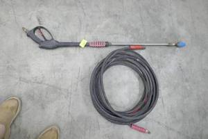 lot 141 image: extra wand and hose for pressure washer
