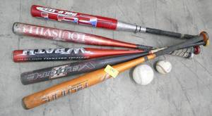 lot 142 image: 5 softball bats and balls