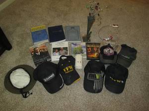 lot 87 image: Felt Military style beret, recovery...