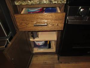 lot 94 image: Metal cheese grater, Tupperware sty...