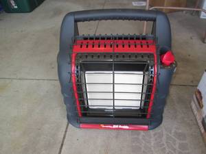 lot 15 image: Mr. Heater BIG Buddy Propane warmin...