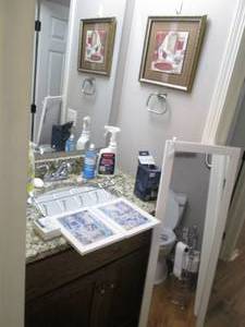 lot 5 image: Content of bathroom to include wall...