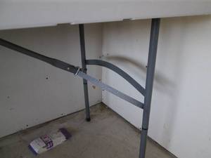 lot 44 image: PDG folding 6ft Rubbermaid style ta...