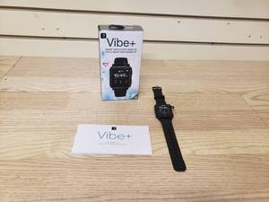 lot 53 image: Vibe smart watch with built-in GPS & heart rate monitor