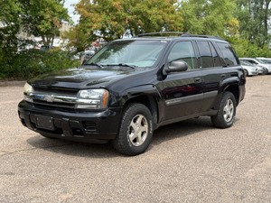 lot 7 image: 2004 CHEVROLET TRAILBLAZER LS 4x4  No Accidents