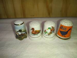 lot 76 image: Waldenburg Duck, MSR Goose and Two Duck Thimbles