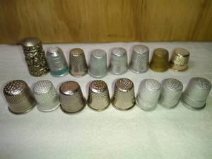 lot 153 image: 16  Mixed Metal Thimbles Basic Style