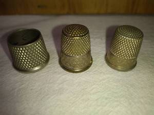 lot 161 image: 1 Simmons Nickel Silver, 1 Ornate and 1 Tailors Thimble