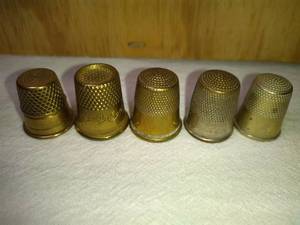 lot 164 image: 5 Fancy CopperBrass Thimbles