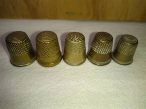 lot 165 image: 5 Fancy CopperBrass Thimbles