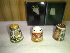 lot 216 image: Cloisonne Ceramic, TCC Donn Pottery, TCC Shibata Thimbles